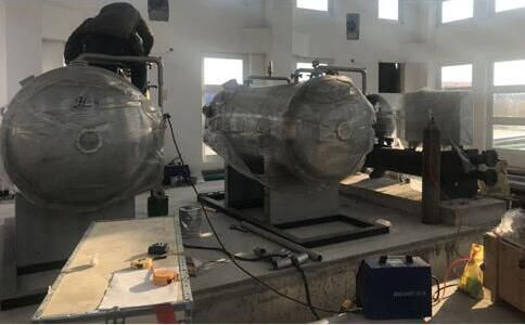 臭氧發生器,2臺15kg大型污水處理臭氧發生器安裝現場